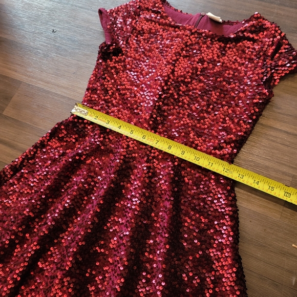 Zara Girl Sequin Burgundy Red Velvet Cap Short Sleeve Dress Size 10 - Picture 5 of 10